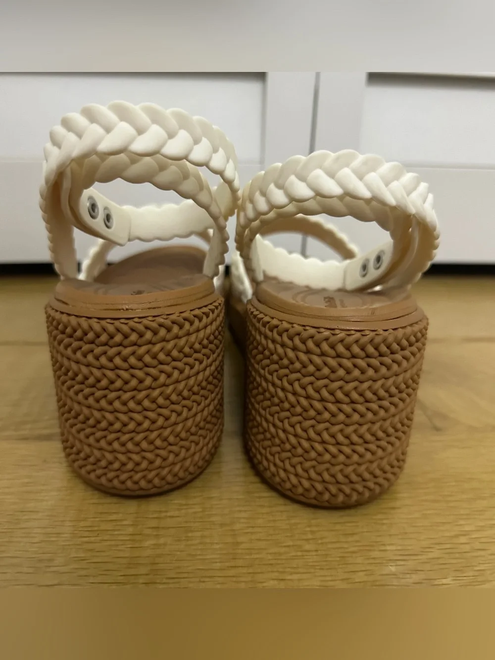 Crocs Brooklyn Woven Strappy Wedge Sandals White Size 7